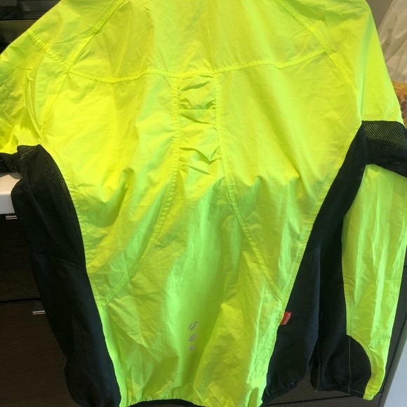 Women’s windshell jacket - Picture 2 of 5